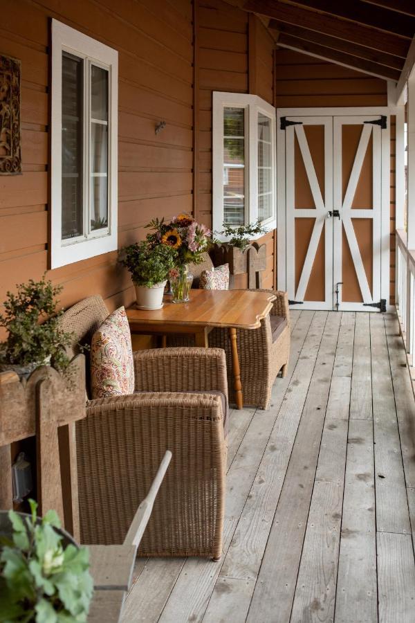 J Patrick Inn Cambria Exterior foto
