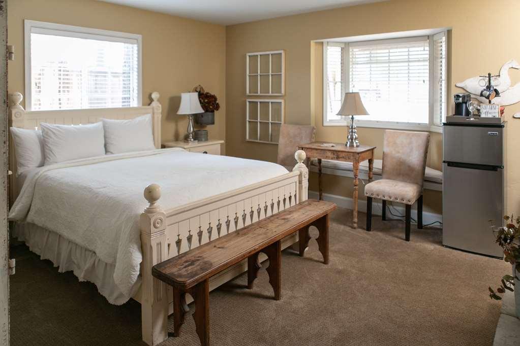 J Patrick Inn Cambria Quarto foto